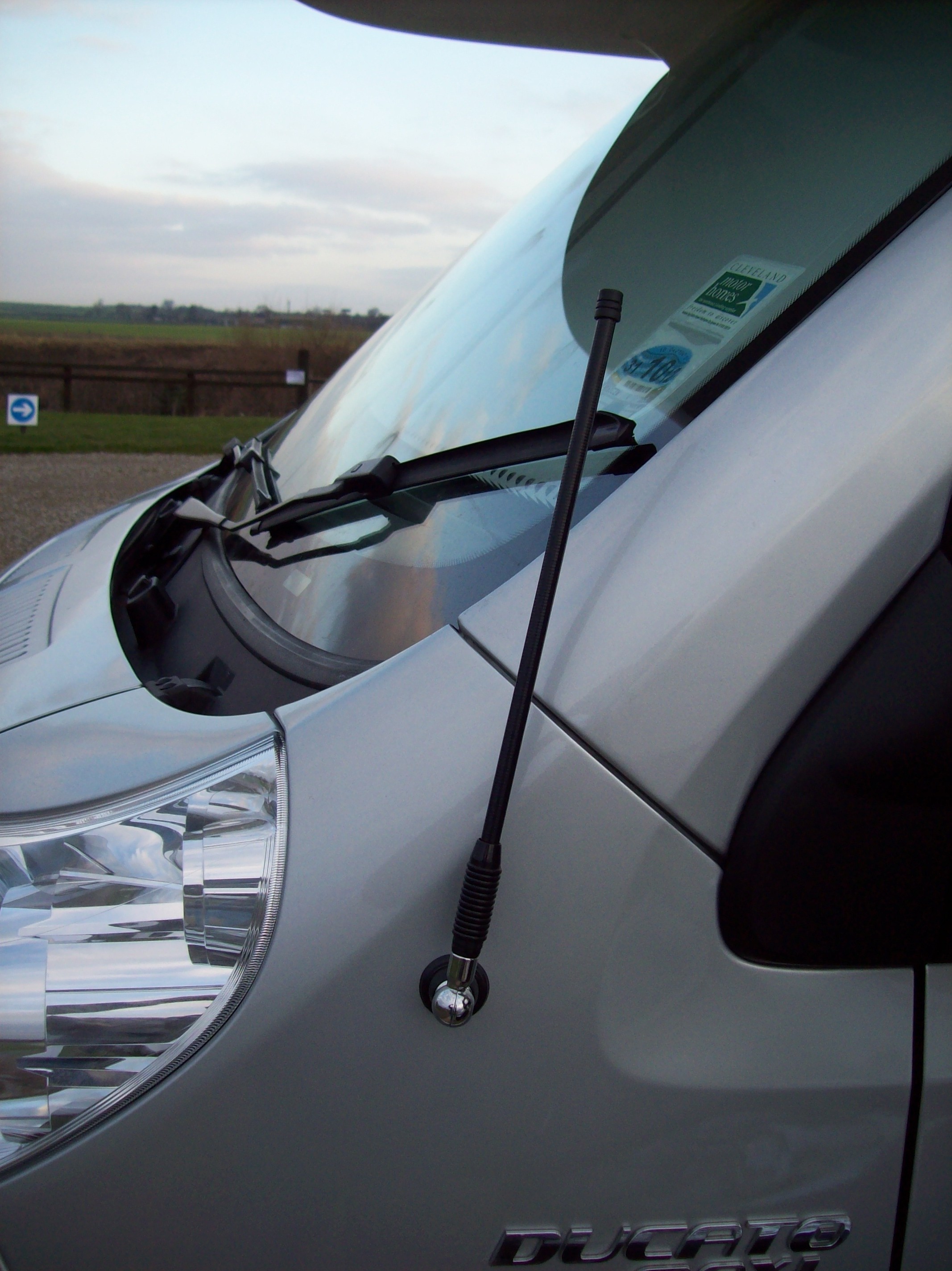 Poor radio reception? adding an aerial Motorhome Mods UK